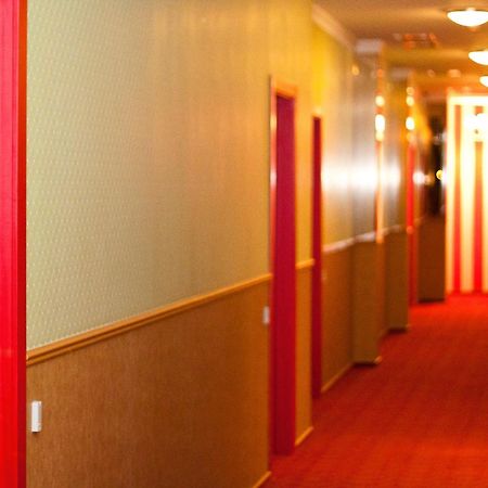 Road Star Hotel Dnipro Ngoại thất bức ảnh