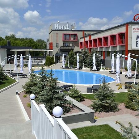 Road Star Hotel Dnipro Ngoại thất bức ảnh