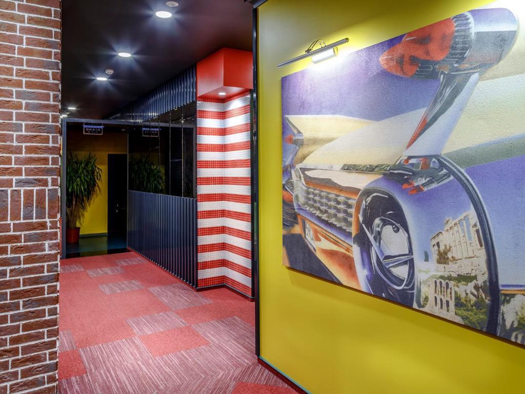 Road Star Hotel Dnipro Ngoại thất bức ảnh