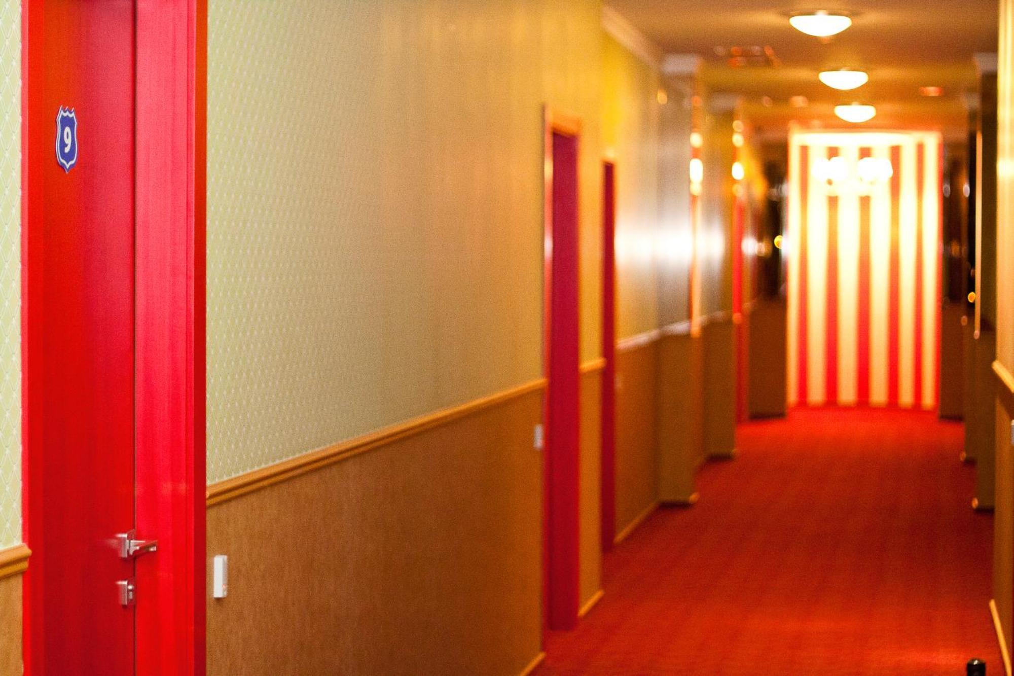 Road Star Hotel Dnipro Ngoại thất bức ảnh